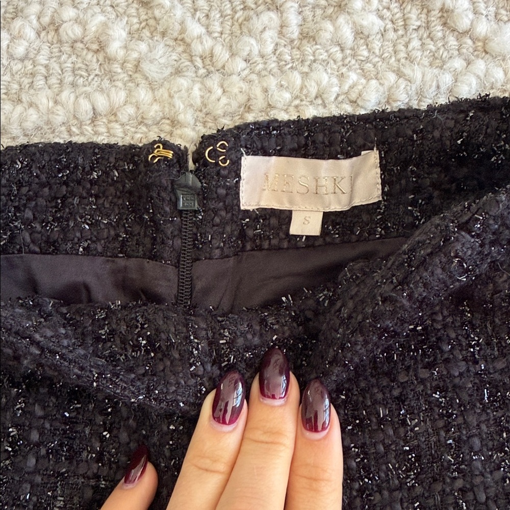 Tweed Shiny Shorts - Black - Picture 3 of 4